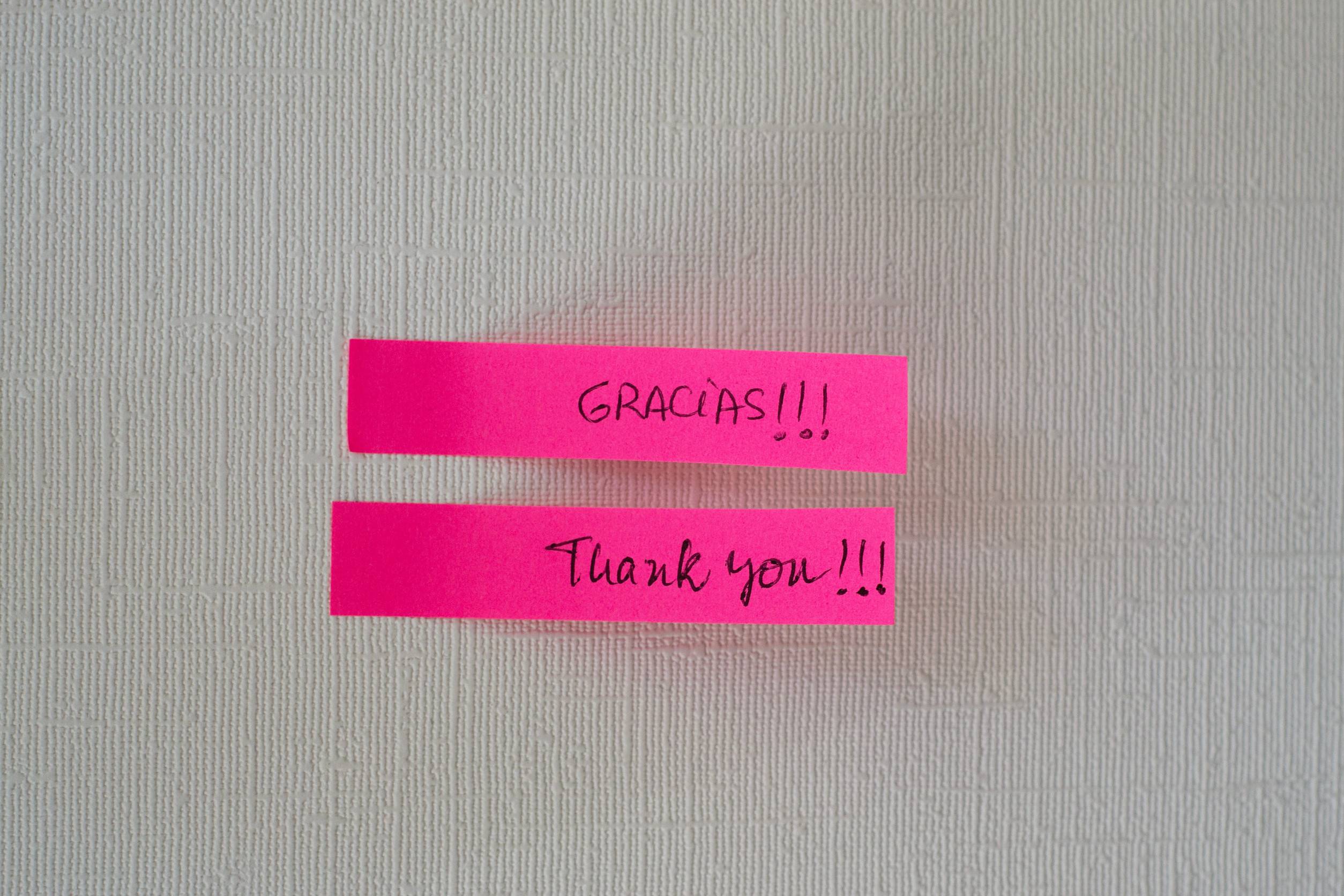 A note on the wall that says thank you