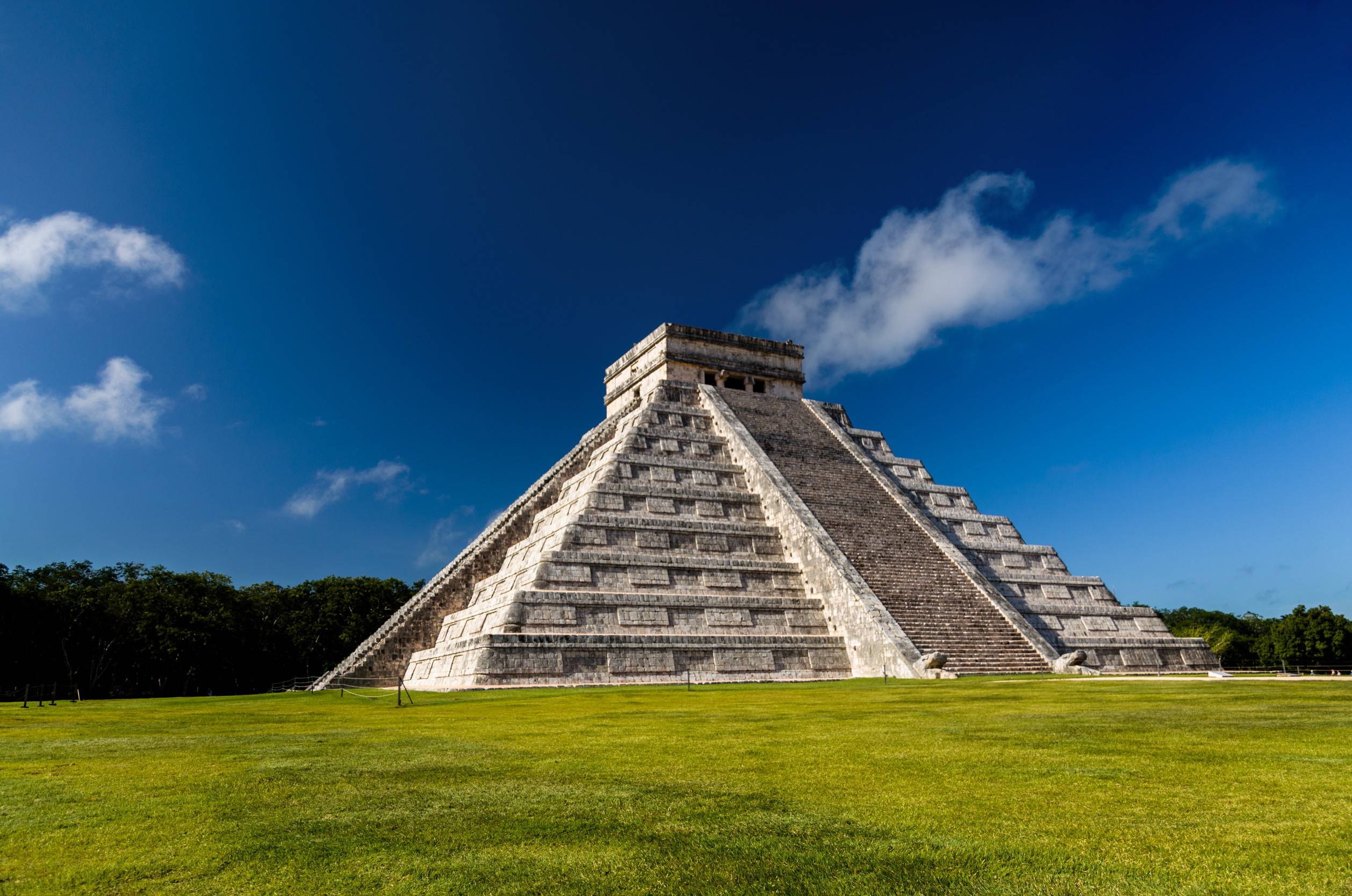 Chichen Itzá And Valladolid
